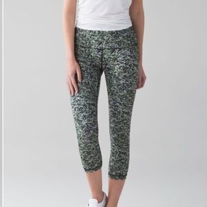 Lululemon Mini Ripple Desert Olive Fatigue Green Wunder Under Leggings